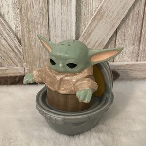 Star Wars Mandalorian  Baby Yoda Shakers